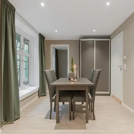 Forenom Serviced Opera Apartment