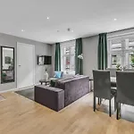 Forenom Serviced Opera Apartment *
