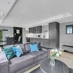 Forenom Serviced Opera Apartment *